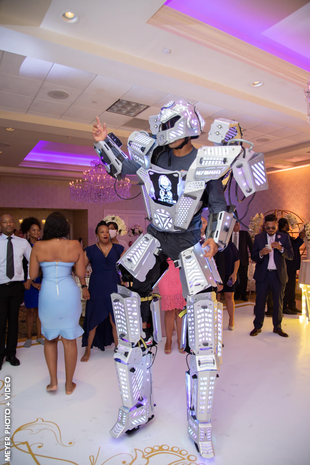 Wedding Robot